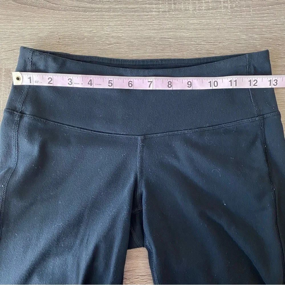 Athleta Capri Crisscross Detail Leggings XS - Picture 10 of 15